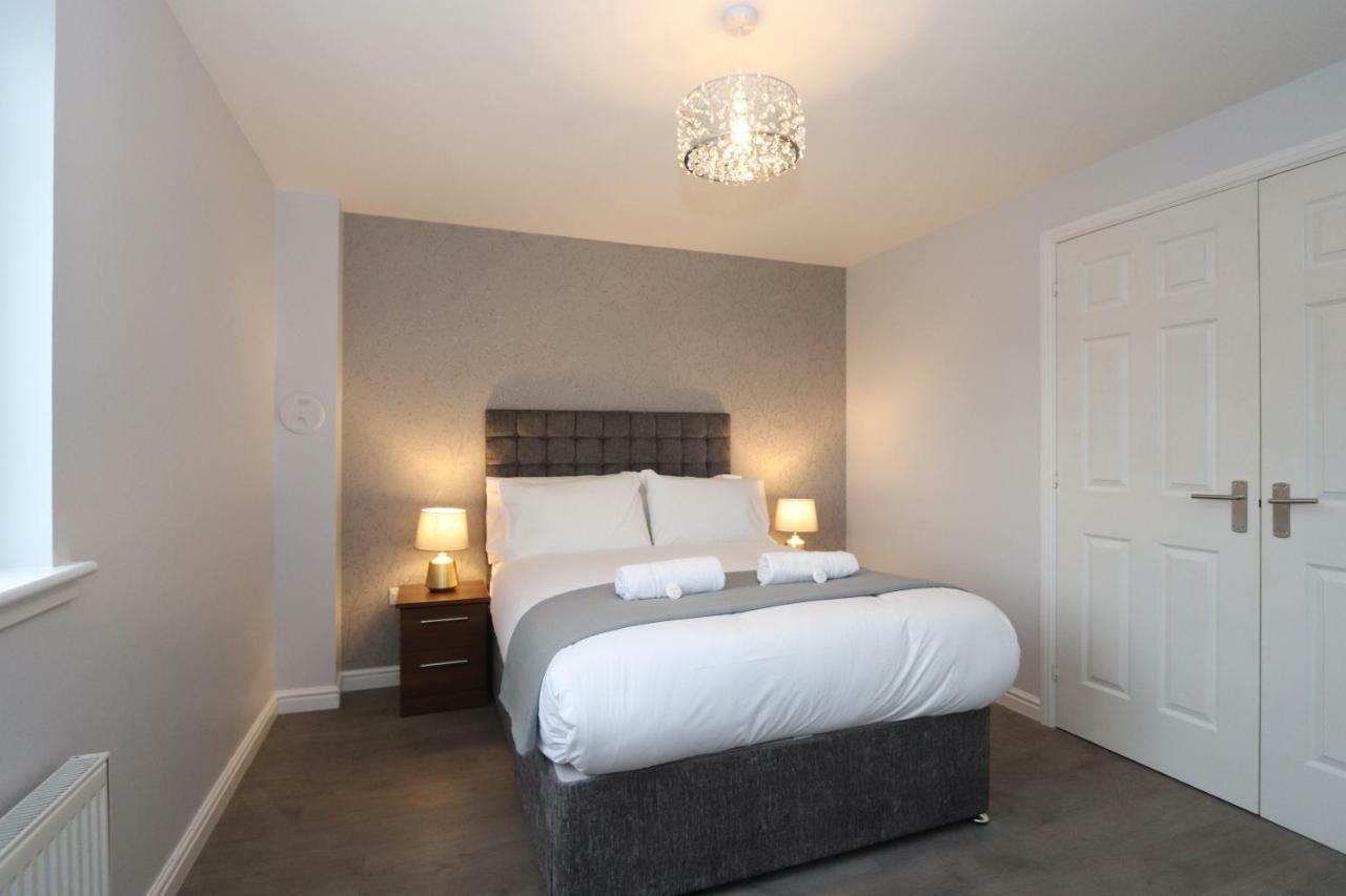 Dunfermline - Luxury Two Bedroom Apartment - Tp Екстер'єр фото