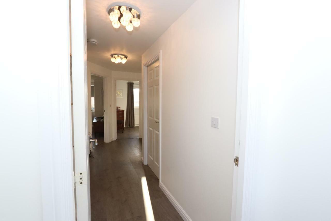 Dunfermline - Luxury Two Bedroom Apartment - Tp Екстер'єр фото