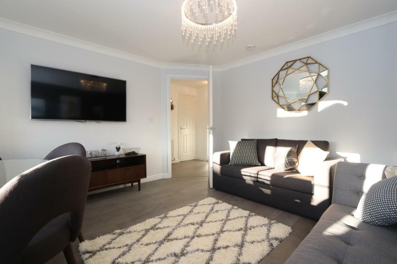 Dunfermline - Luxury Two Bedroom Apartment - Tp Екстер'єр фото