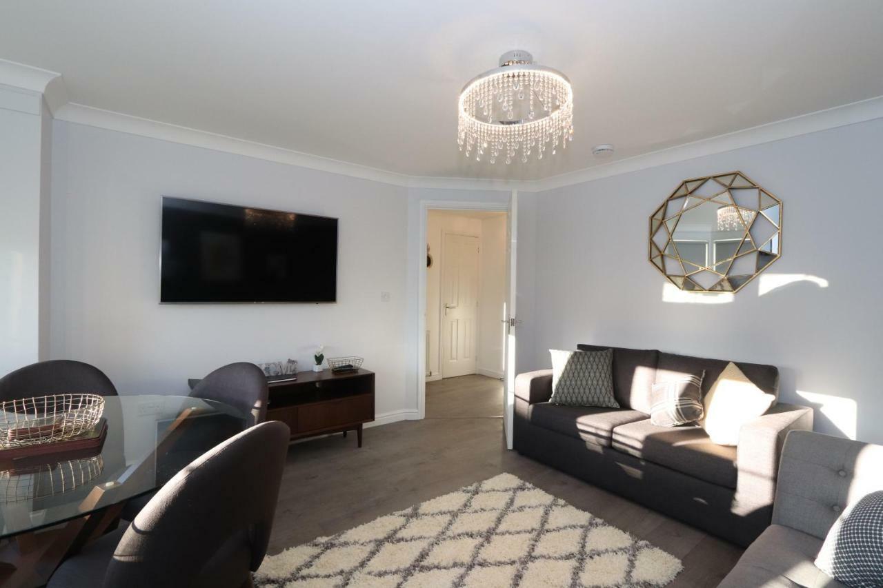 Dunfermline - Luxury Two Bedroom Apartment - Tp Екстер'єр фото