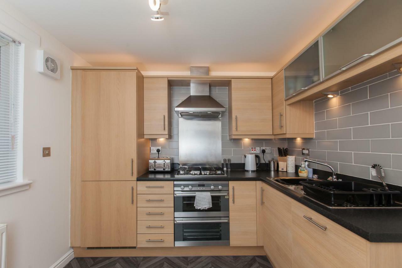 Dunfermline - Luxury Two Bedroom Apartment - Tp Екстер'єр фото